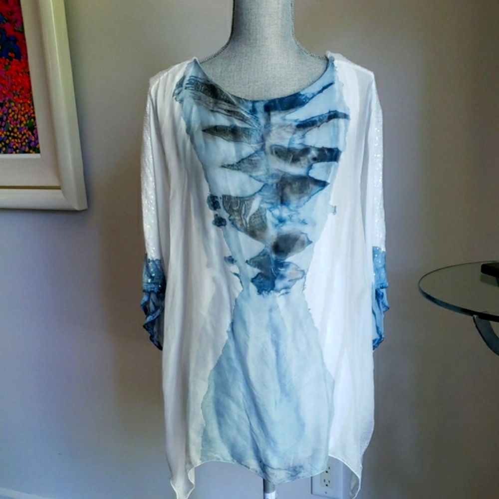 Made in Italy White Asymmetrical Tunic with Relaxed Fit